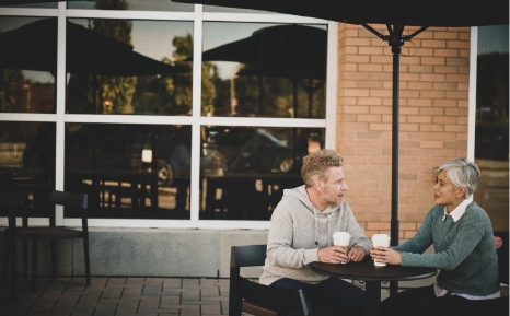 couple drinking coffee